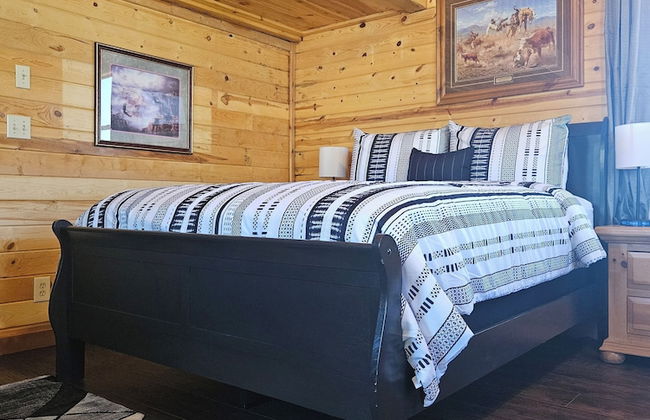 Grandpa's Cabin - Photo 3