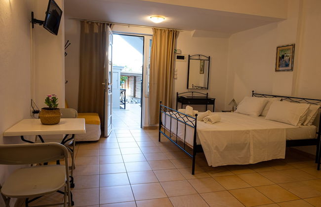 Hotel Polydoros - Photo 12