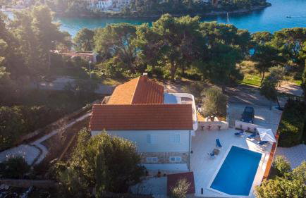 Amazing house W pool and big sunny terrace close to sea & beach - Photo 6