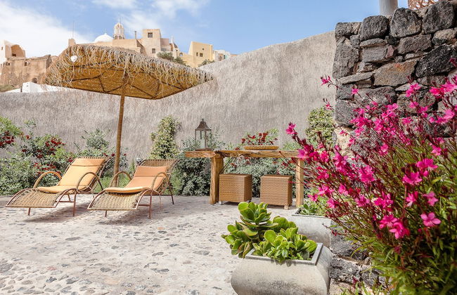 Rock Villas - Emporio | Pool, Jacuzzi, Castle View - Foto 15