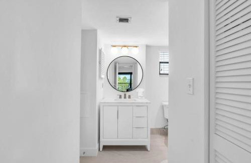 Deluxe Condo - Modern Furnishings and Great View - Foto 23