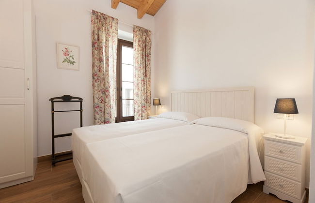 Patios de la Riva - Photo 3