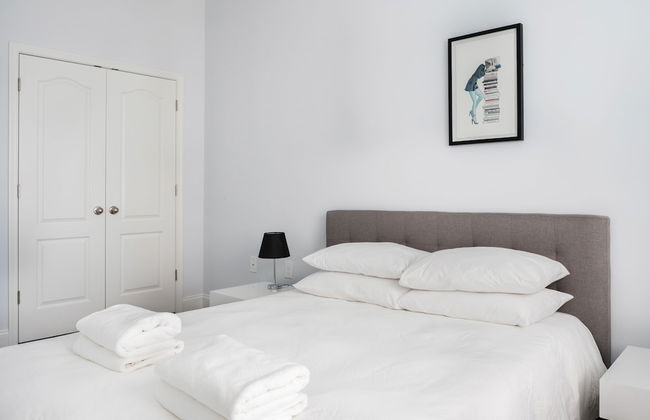 Giles Ave 6 Bedroom Gem - Foto 5