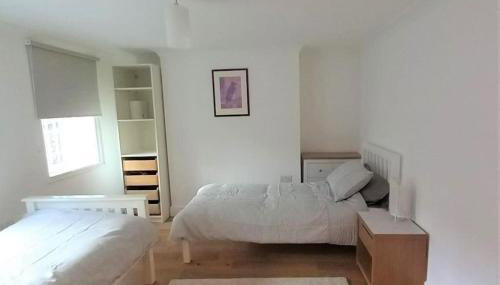 2 Bedroom Victorian Garden Flat - Foto 4