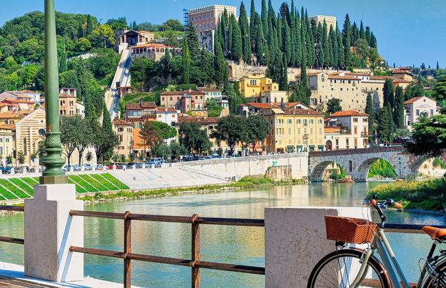 Tour en bicicleta eléctrica por Verona - Foto 1