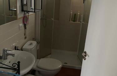 Habitación luminosa en piso compartido - Foto 12