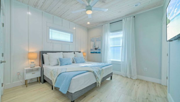 Flirty Flamingo by Avantstay Private Pool, Firepit, Balcony - Foto 2, Habitación