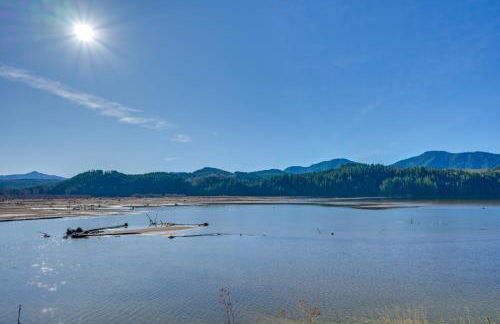Historic Cupola Caboose with Mountain Views in Elbe - Photo 2