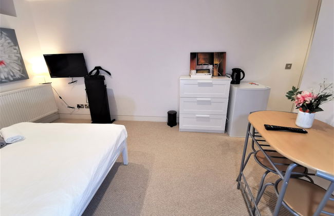 Spacious Double Room with en-suite - 2c - Foto 3