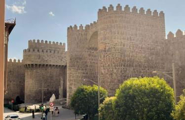 La Albardería Suite VUT 2 habitaciones a los pies de la Muralla - Foto 1