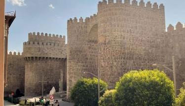 La Albardería Suite VUT 2 habitaciones a los pies de la Muralla - Foto 1