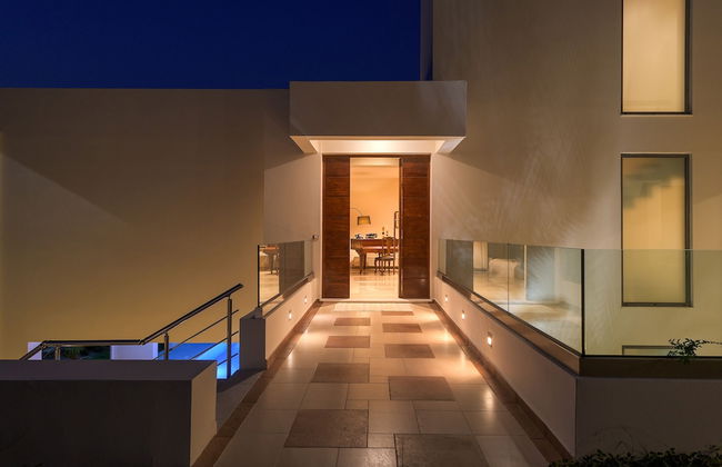 Ixian Hilltop Villa - Photo 8