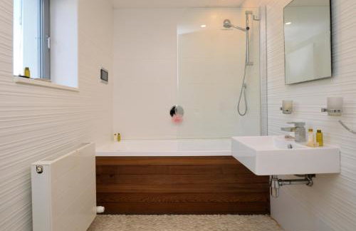 Old Fire Station - Foto 18