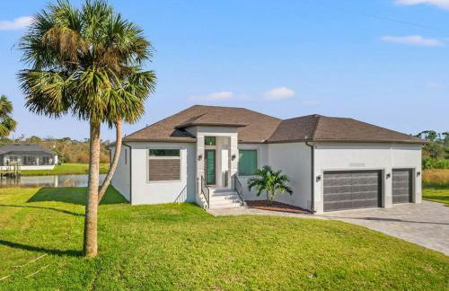 Modern Waterfront Bliss - Foto 1