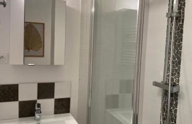 Grand T3- pied des pistes-63 m2-8 personnes - Foto 17