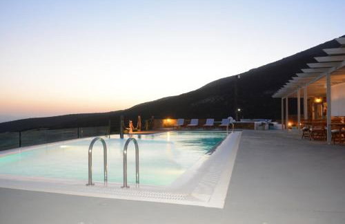 Celini Suites Hotel - Photo 61