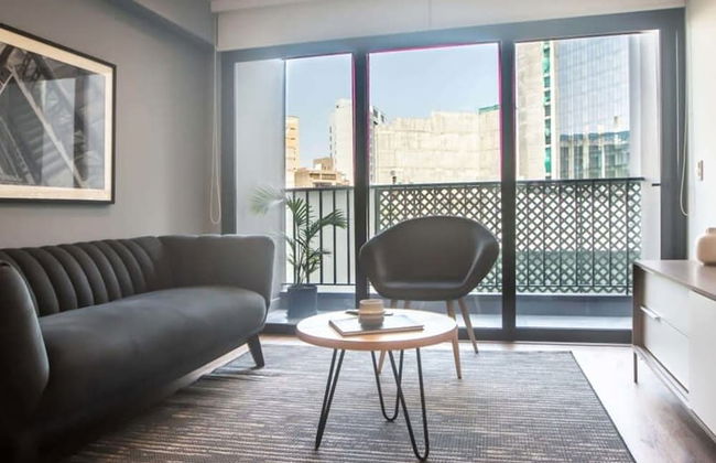 w Spotless 2BR With Balcony in Miraflores - Photo 4