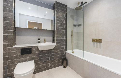 Stylish Hackney Wick Apartment with Terrace - Foto 4