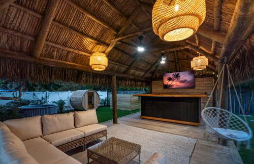 Bali Inspired home with Heated Pool, Sauna and Hot Tub! Close to Beach and Atlantic Ave - Photo 4