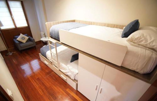 Piso Grande y Luminoso en el Casco Viejo de Bilbao - Foto 14