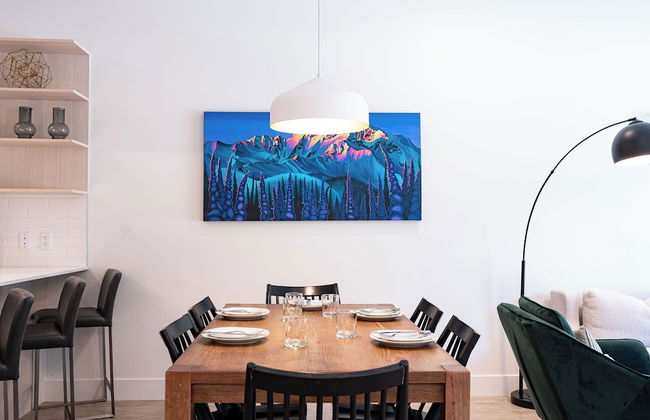 Rustic Retreat by Revelstoke Vacations - Photo 5