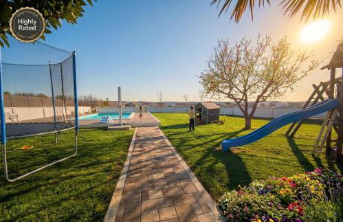 House Rose with Garden and Pool - Foto 3