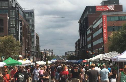 HOME AWAY HOME - Chic 2 BR Capitol Hill DC - Photo 19