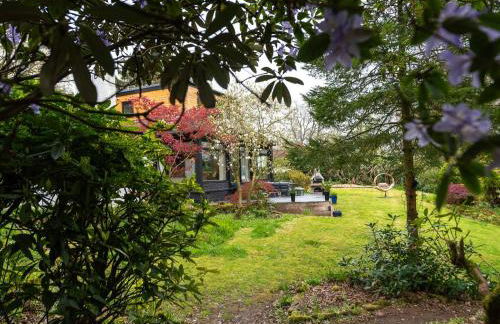 Acorn Lodge Luxury Retreat In a Stunning Oasis With Hot Tub - Pass the Keys - Foto 52