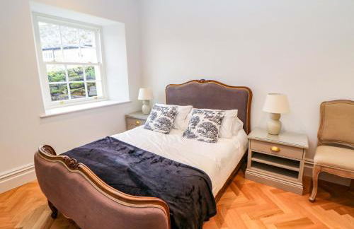 The Reading Room - Photo 14