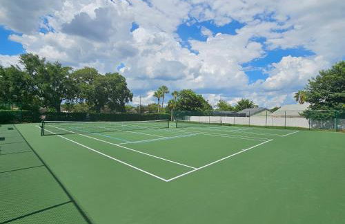 Magical Getaway- Cozy Home Minutes from Disney, Restaurants & Outlets! - Foto 42