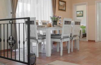 Seafront Villa Noah with heated pool - Foto 21