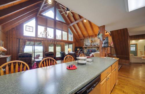 Robbinsville Vacation Rental with Covered Balcony - Foto 14