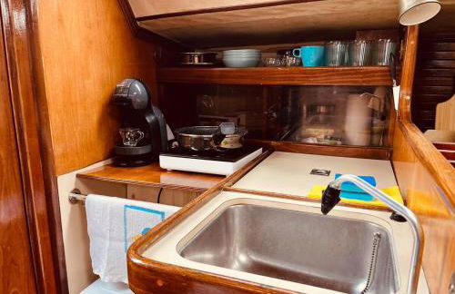 Nortada Central Boat Escape - Photo 15