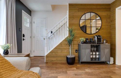 The Mountain Muse - Music, Games, HotTub, Sleeps12, PetsOk - Foto 43