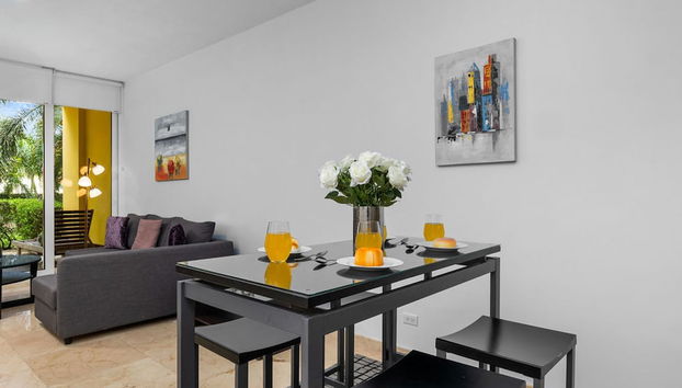 Charming 1br1ba Condo in Great Location With Pool - Foto 3, Habitación