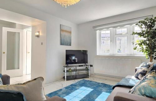 BSE Homes & Properties Ltd 4-Bedroom Home, Harlow , with Parking sleeps 6 - Foto 34