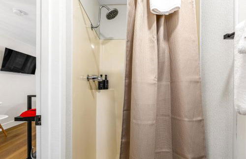 The Brothers Room 7 at Mount Walker Inn - Foto 23