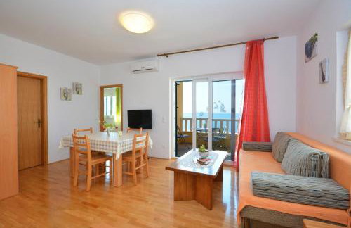 Apartments Punta Milna - Photo 16