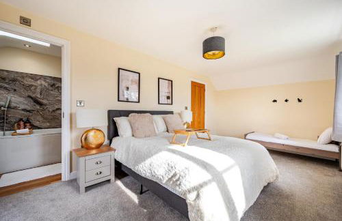 5-Bed Holiday Home with Hot Tub near Shrewsbury - Foto 28