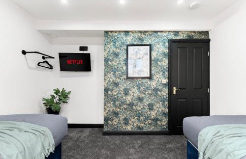 Designer 4 Bed House in Leeds - Sleeps 13 - Foto 16