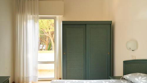 Aparthotel La Pineta - Foto 2, wardrobe