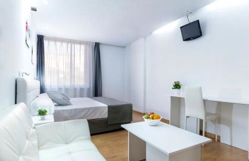 Boutique Urban Madrid Genova - Photo 80