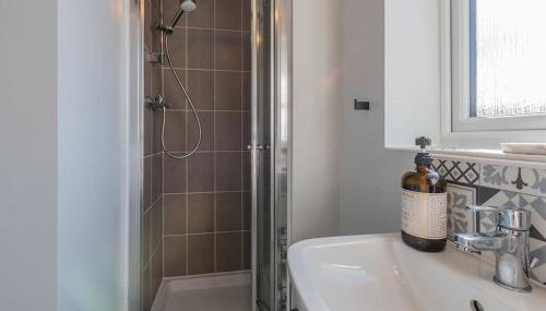 Dee View Executive Stay - Foto 4, Shower