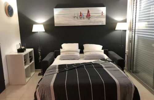 Studio rénové à deux pas de la plage des Lutins - Terrasse privée, parking et animaux acceptés - FR-1-426-515 - Foto 4