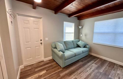 Cottage 31, Hibiscus Hut - Dora Canal Court - a downtown, waterfront community - Foto 12