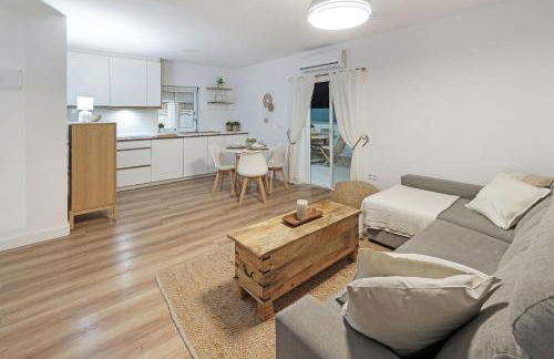 La Casita de Emily - Reformada, bien situada y con piscina amplia - Foto 4