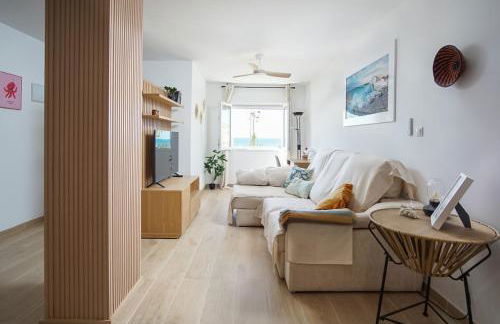 LaNuza Beach Front - Photo 14