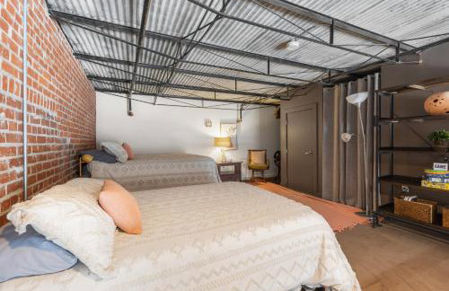 Industrial Modern Loft in Downtown Lafayette - Foto 20