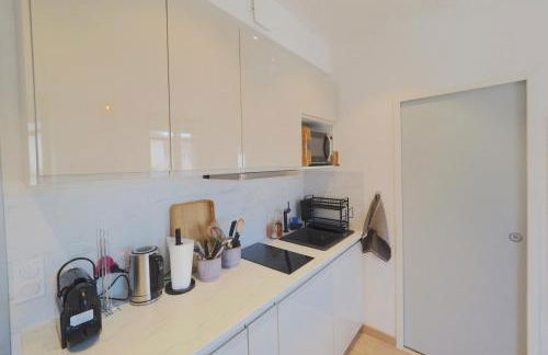 Studio refait à neuf en hypercentre avec balcon - Foto 5