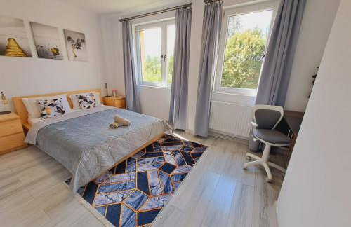 Limanowa Sunriser Apartment - Photo 8